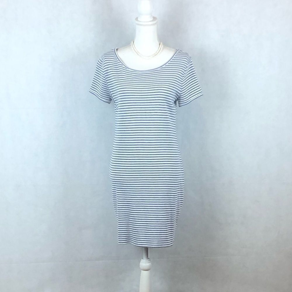 Sz L Wild Fable Fitted Gray White Stripped Dress